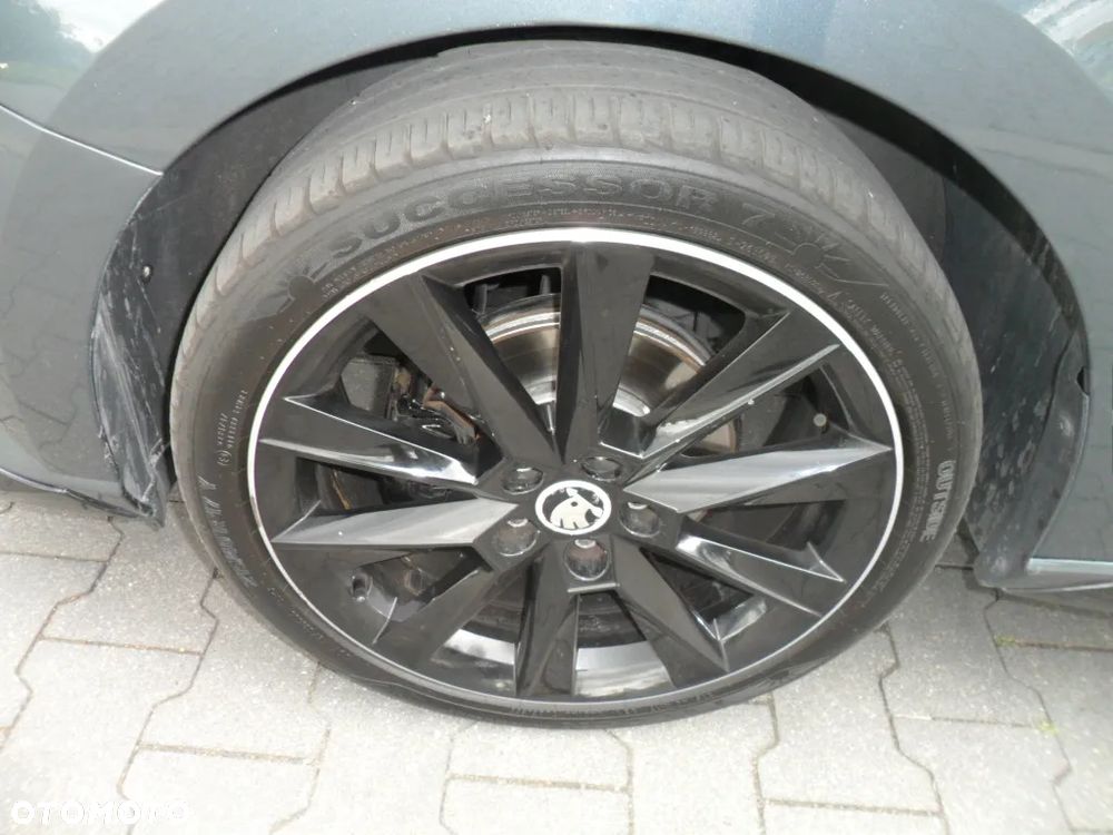 Skoda Fabia 1.2 TSI Monte Carlo - 8