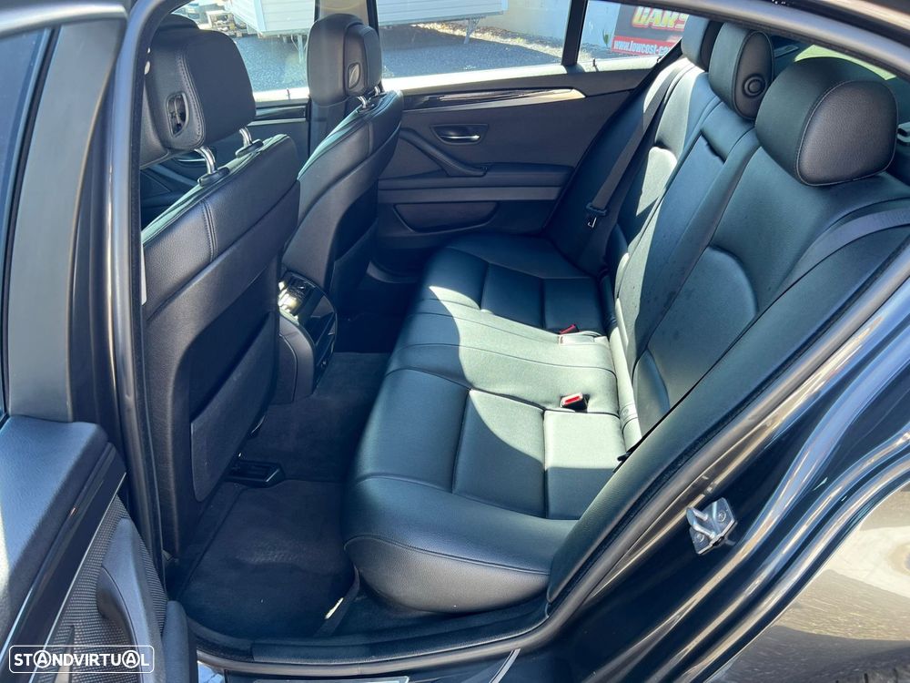 BMW 520 d Pack M Auto - 8