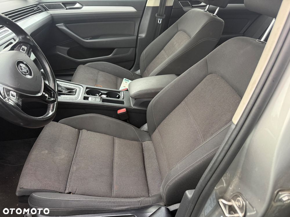 Volkswagen Passat 2.0 TDI (BlueMotion Technology) DSG Comfortline - 5