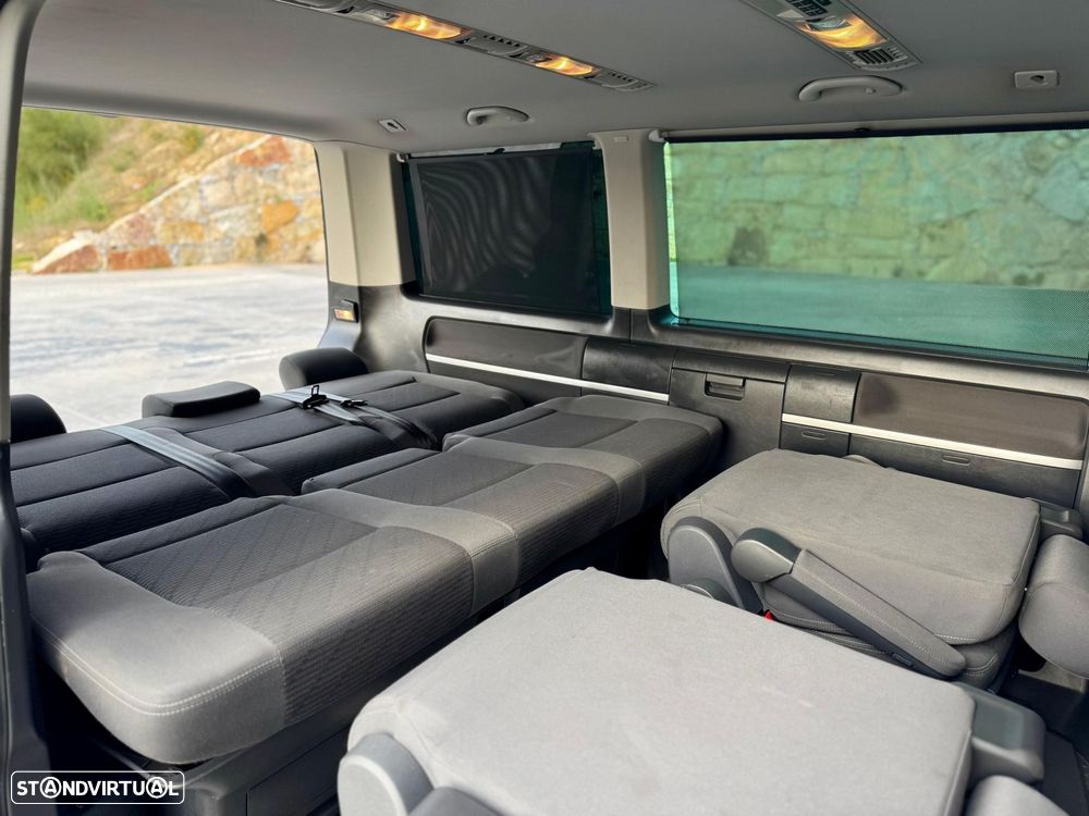 VW Multivan 2.0 TDi 180 Highline BlueMotion - 49