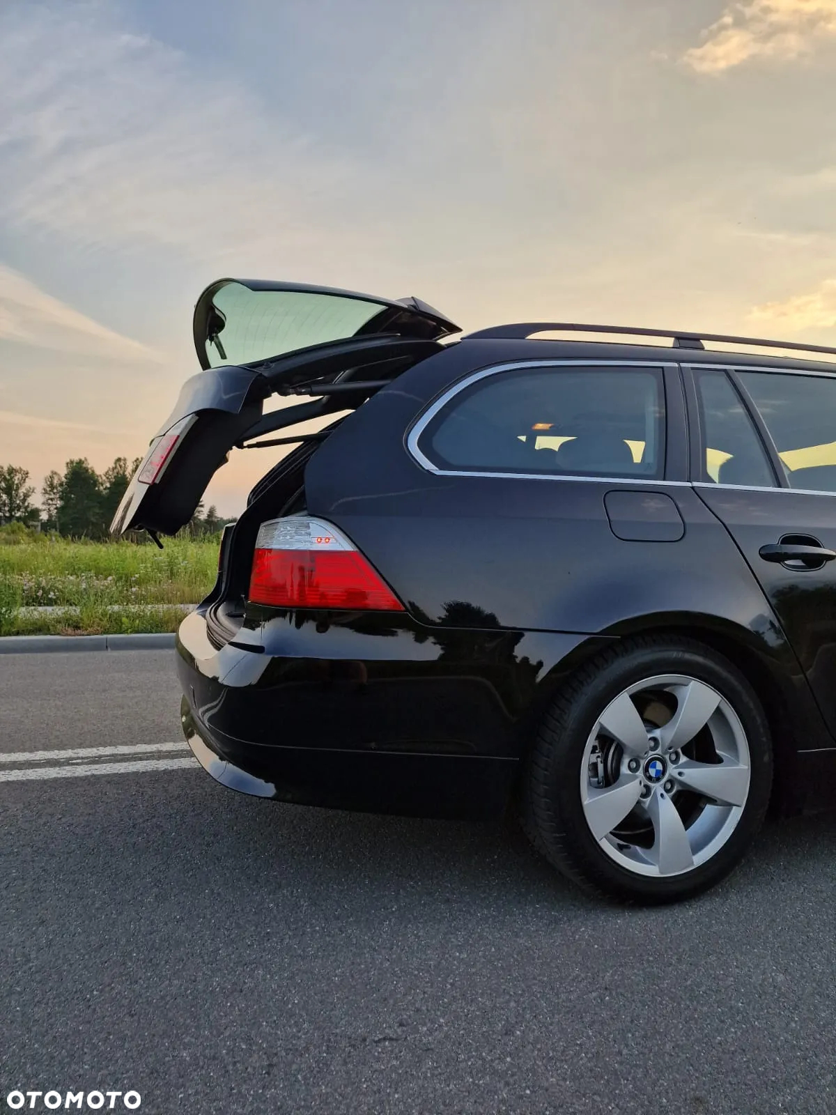BMW Seria 5 530d Touring - 2