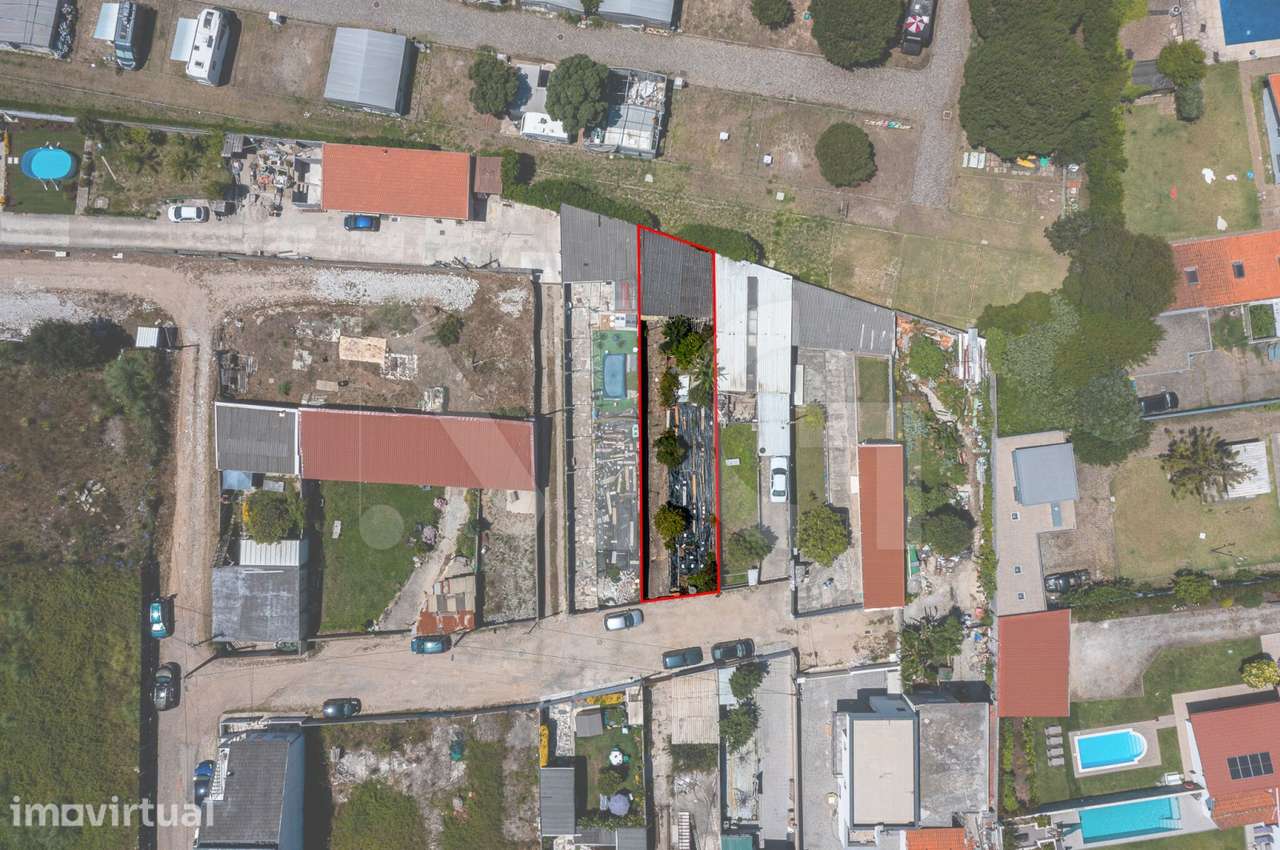 Terreno Urbano P/ Construção de Moradia a 300m da Praia de Salgueiros - Grande imagem: 3/8