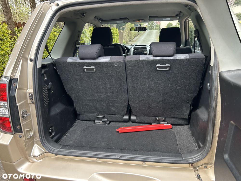 Suzuki Grand Vitara 1.6 - 11