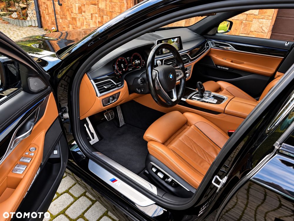 BMW Seria 7 750d xDrive - 23