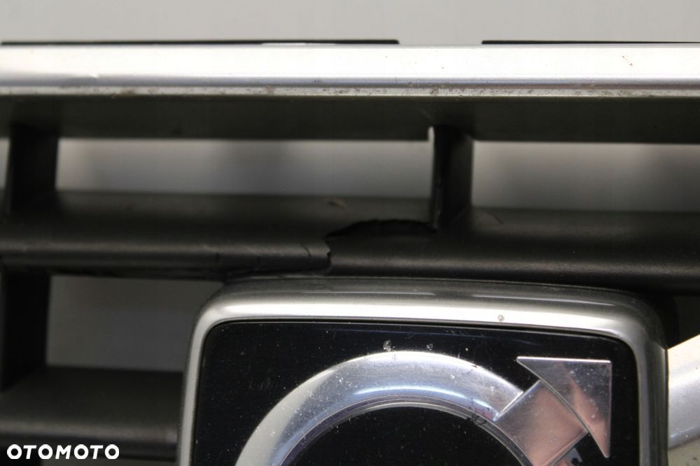 volvo v50 lift 07r- grill atrapa chłodnicy 30744914 - 5