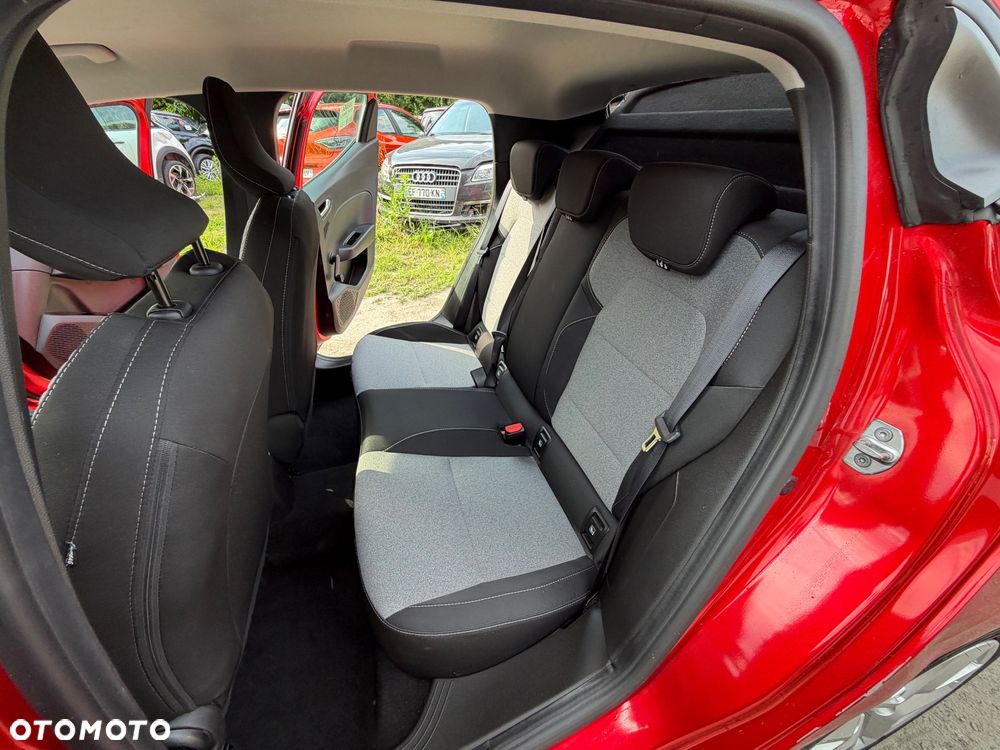 Renault Clio - 16