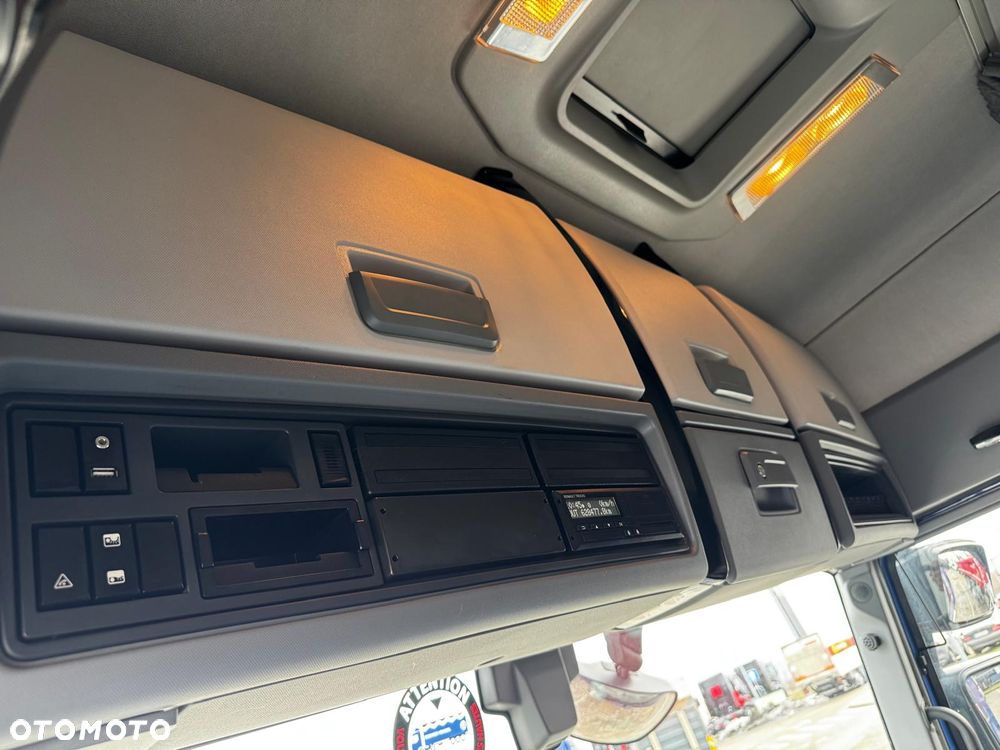 Renault T440 Evo Sleeper Cab - 11