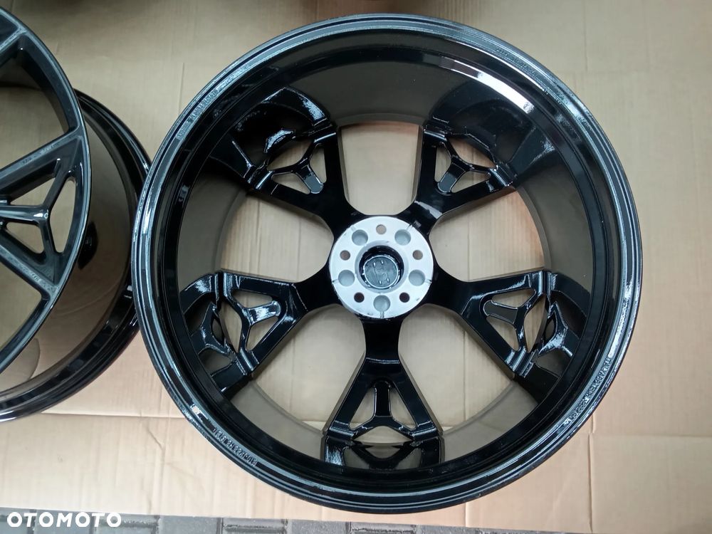 Felgi Audi Q8, SQ8, RS Q8, Q7, SQ7 10Jx22 et21 5x112 - 10