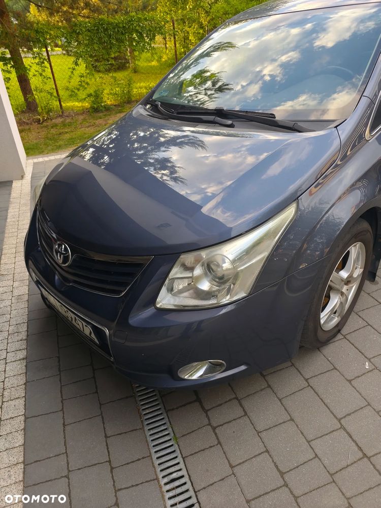 Toyota Avensis 2.0 Sol plus - 3