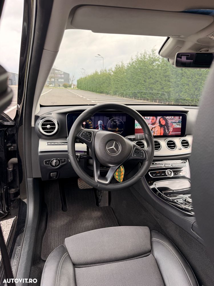 Mercedes-Benz E 220 d Aut. - 10