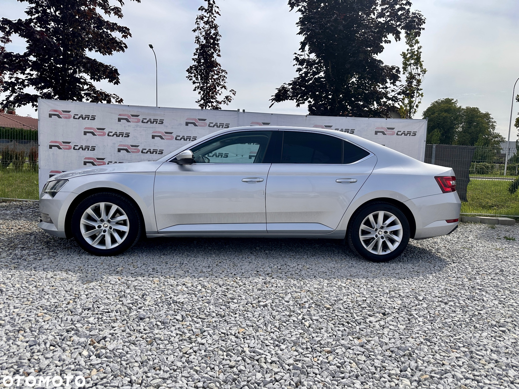 Skoda Superb 2.0 TDI Style DSG - 4