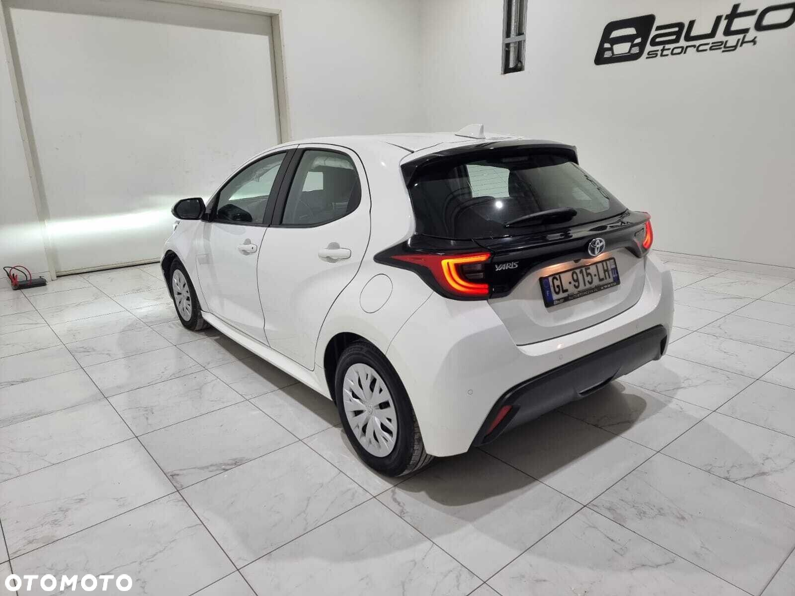 Toyota Yaris - 7