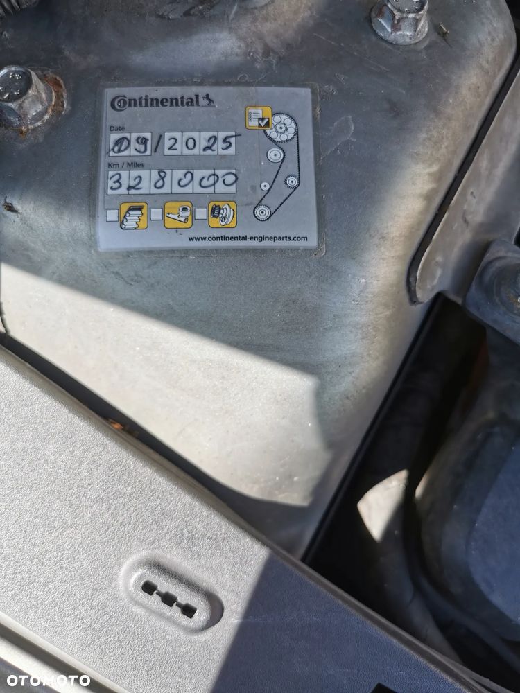 Ford Mondeo 2.0 TDCi Ghia - 13