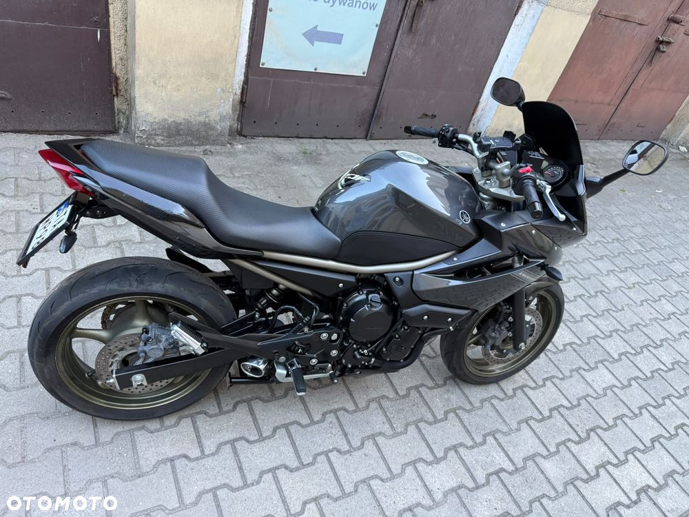 Yamaha XJ - 13