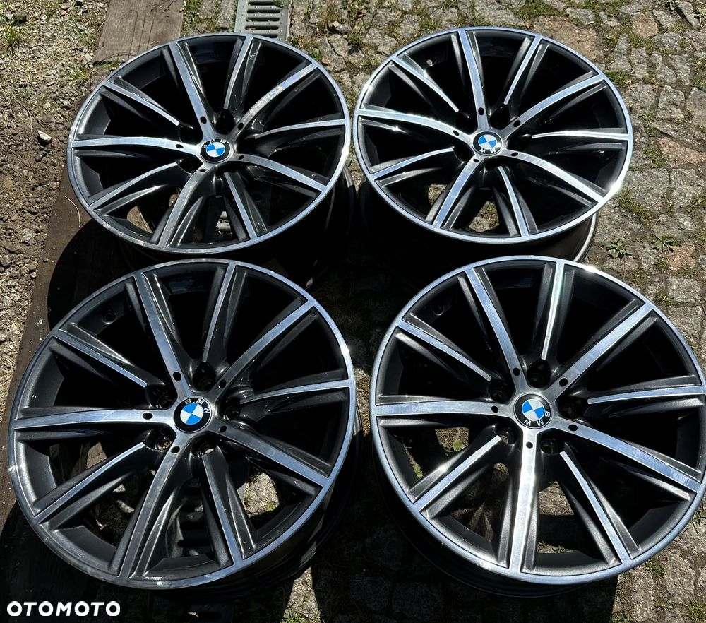 Felgi BMW 18 G30 Seria 5 5x112 8J x 18 ET 30 4szt. OE - 5