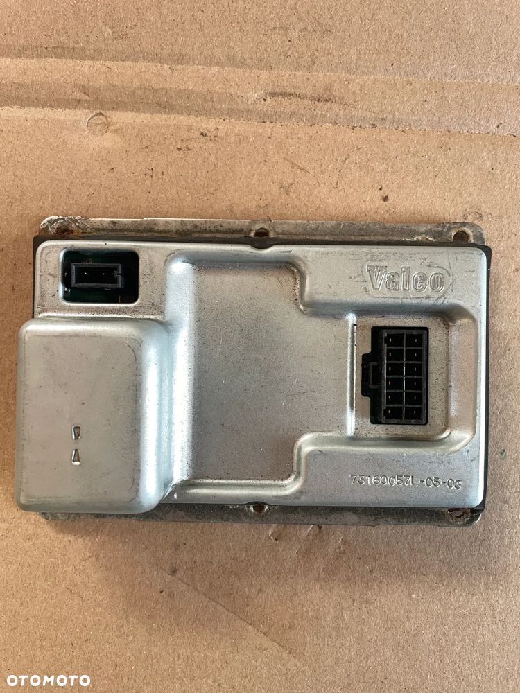 PRZETWORNICA XENON VALEO 73160057L AUDI VW - 1