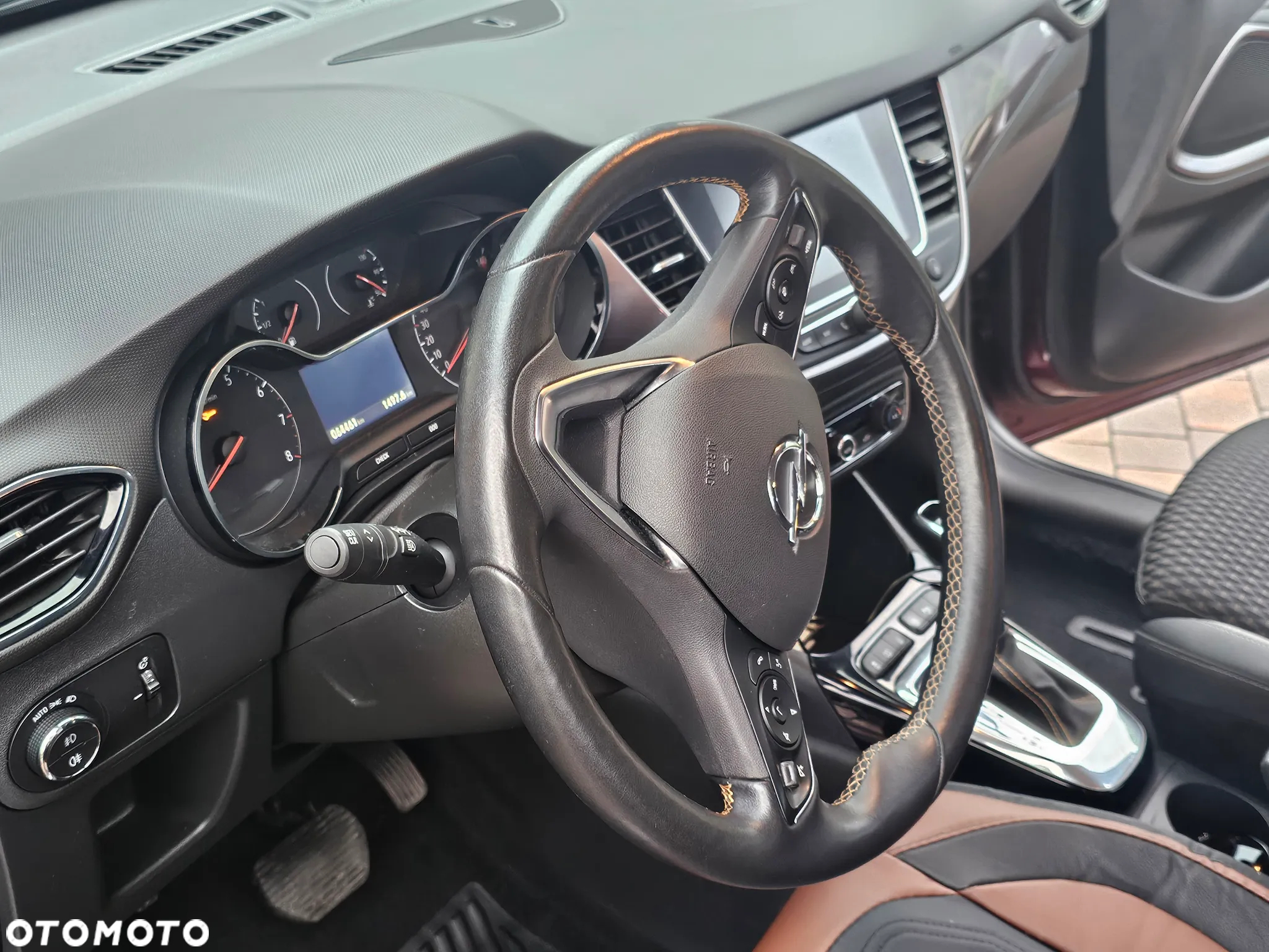 Opel Crossland X - 15