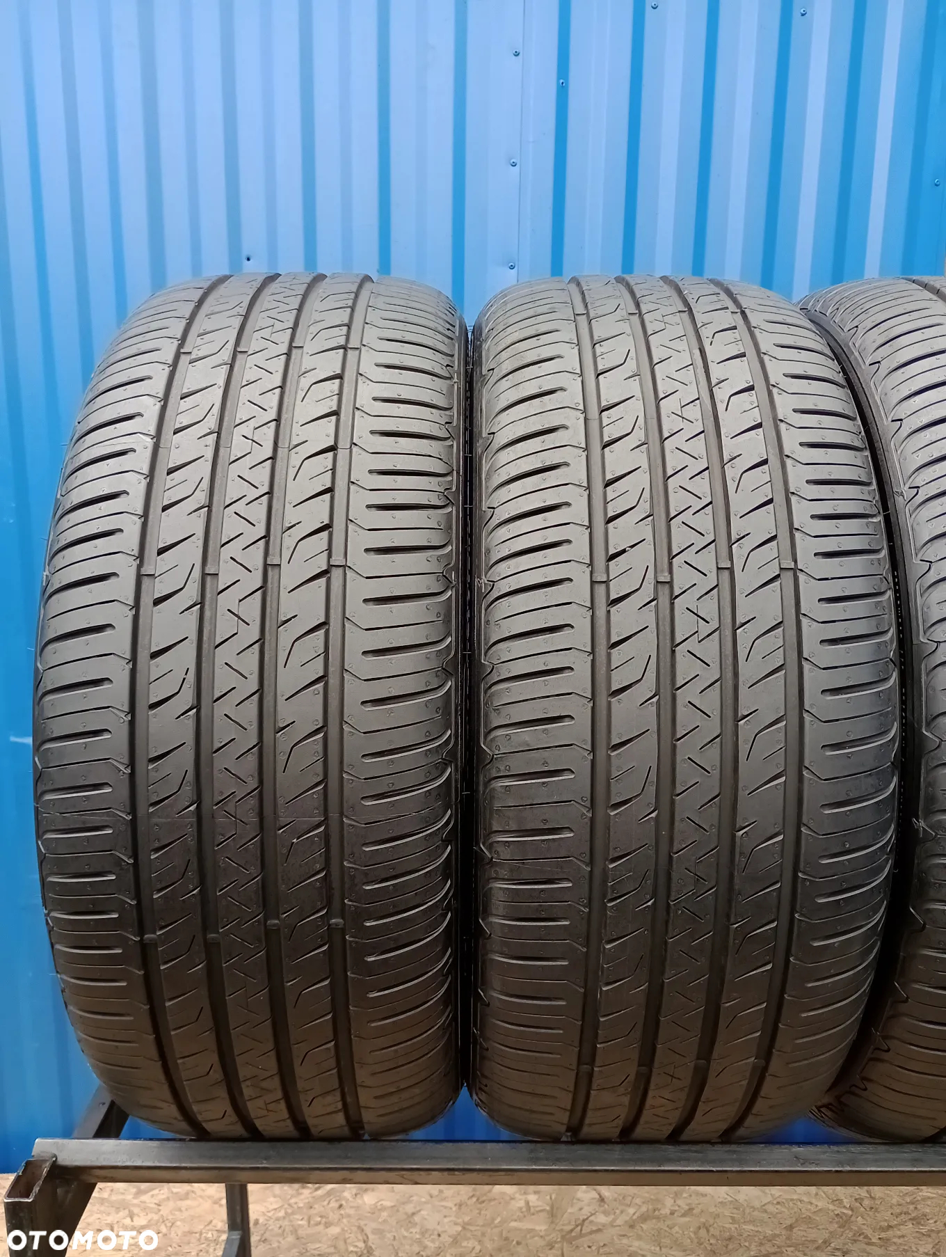 OPONY LETNIE 4x 245/45 R19 102V GOODYEAR EFFICIENT GRIP PERFORMANCE SUV - 2