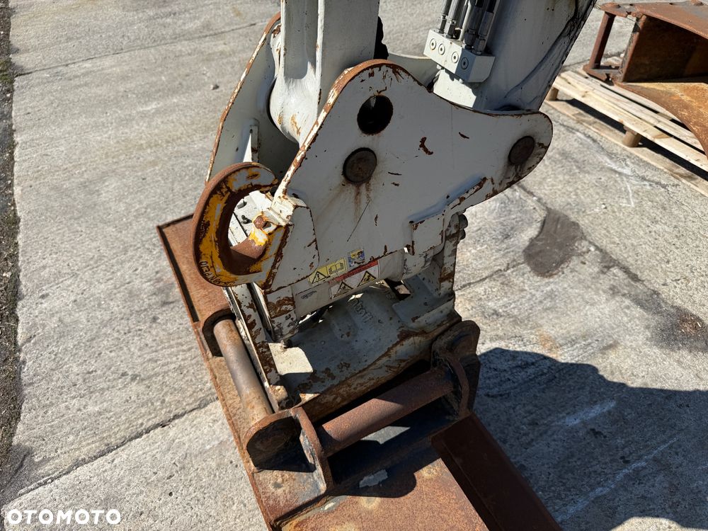Takeuchi TB290 - 9