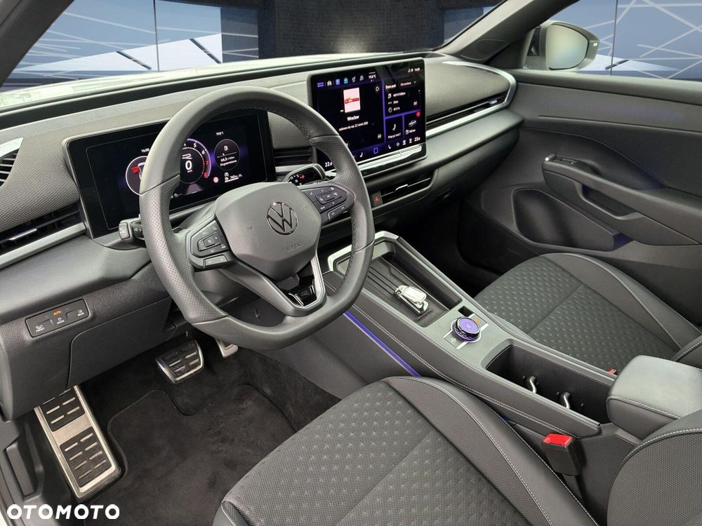 Volkswagen T-Roc - 5
