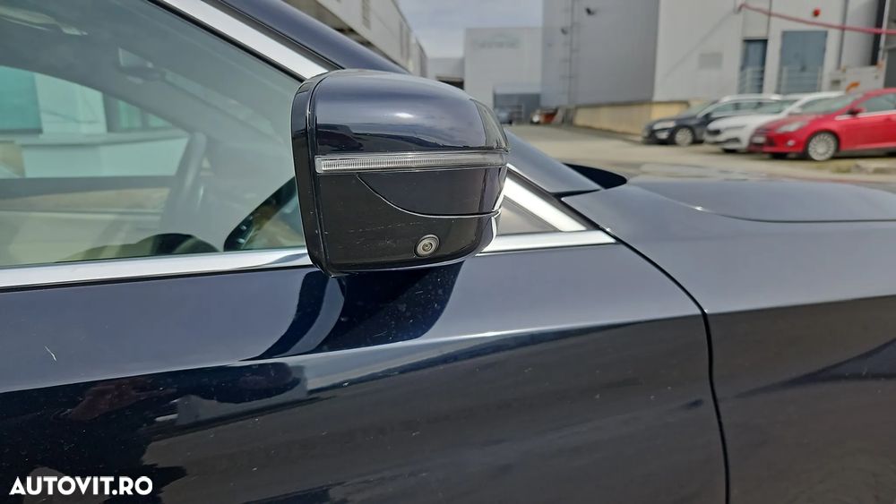 BMW Seria 5 530d xDrive AT - 10