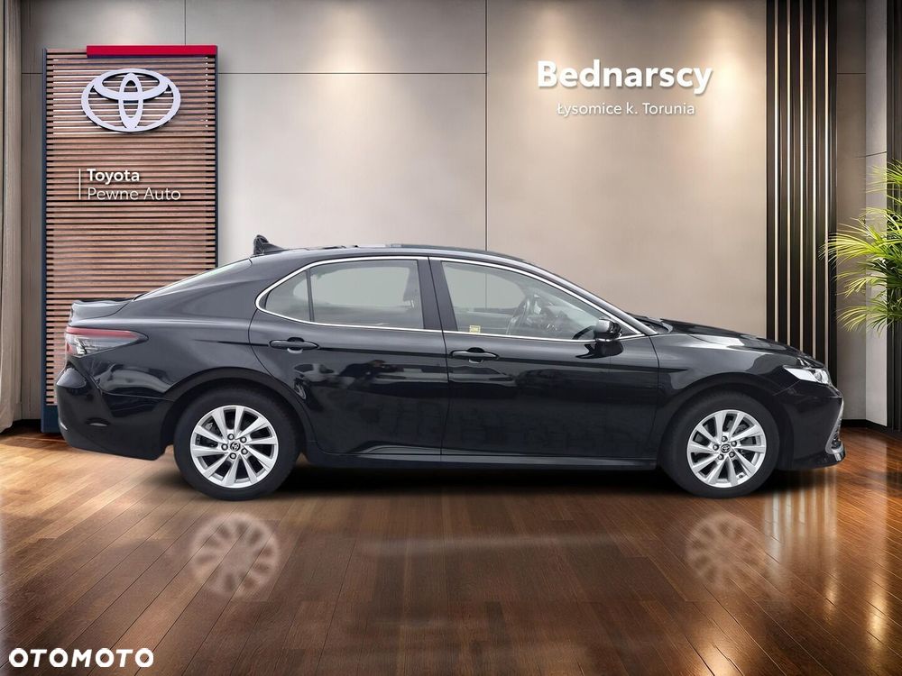 Toyota Camry 2.5 Hybrid Comfort CVT - 7