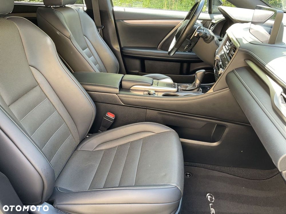Lexus RX 450h F Sport Edition - 11