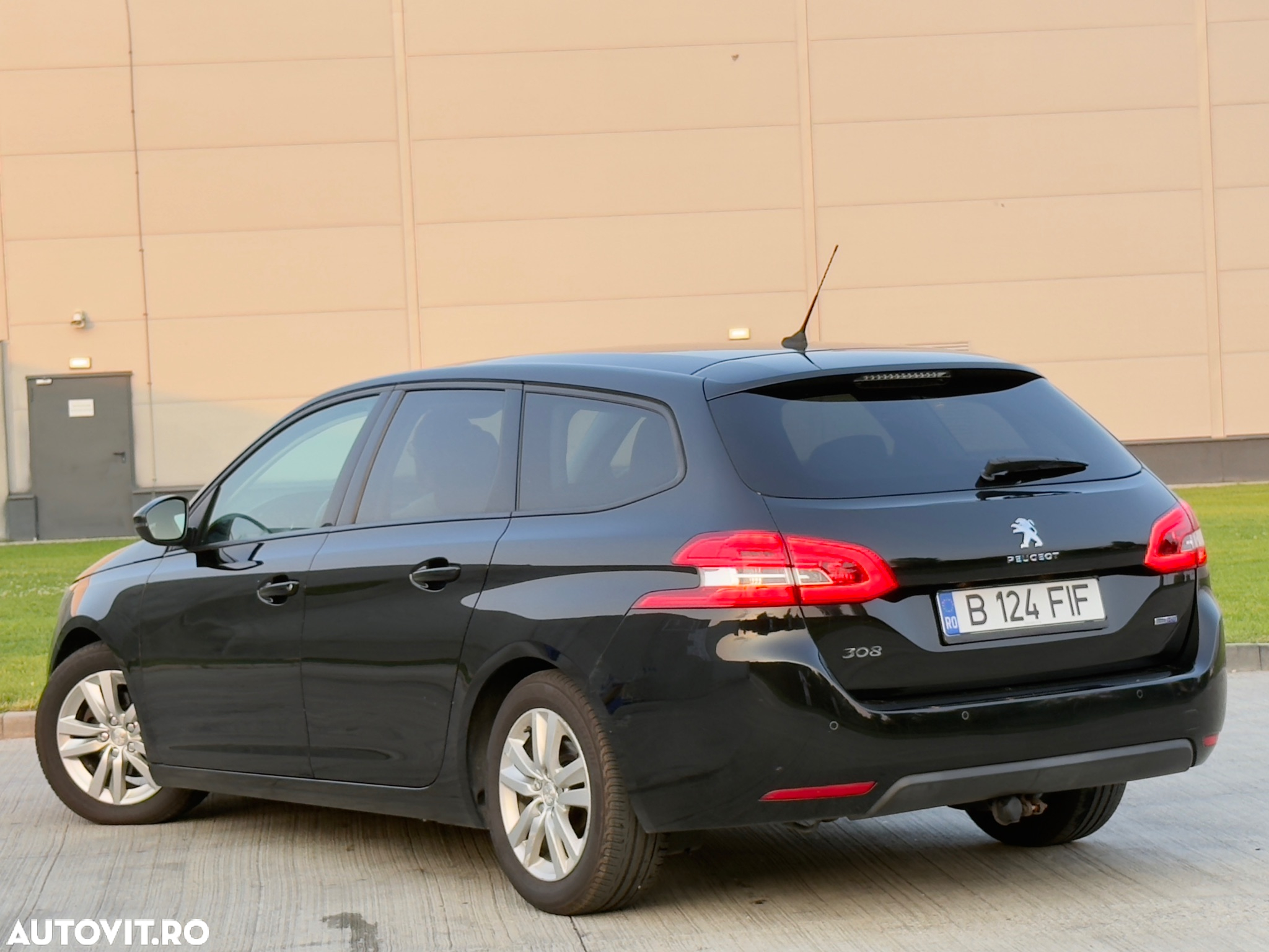 Peugeot 308 - 4