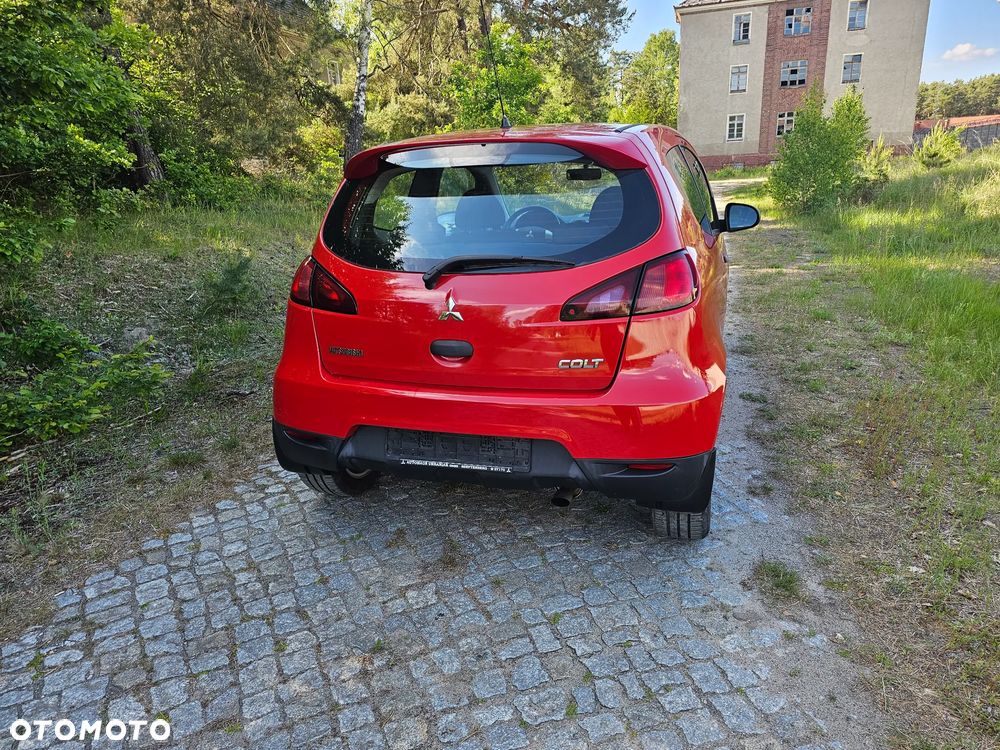 Mitsubishi Colt 1.1 - 4