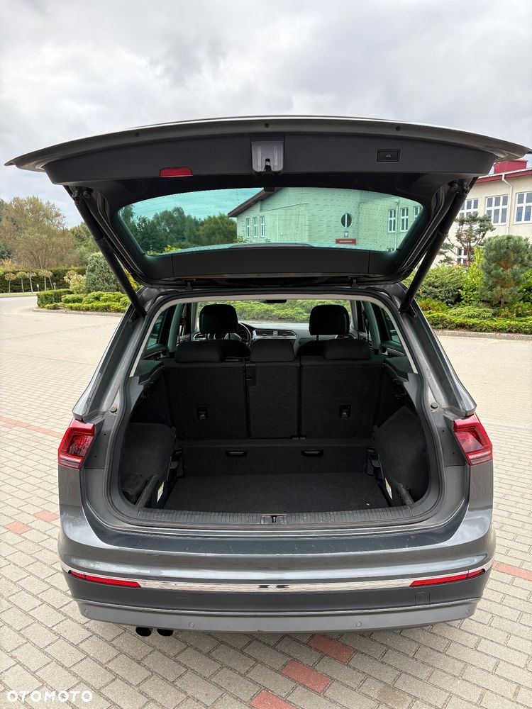 Volkswagen Tiguan - 11