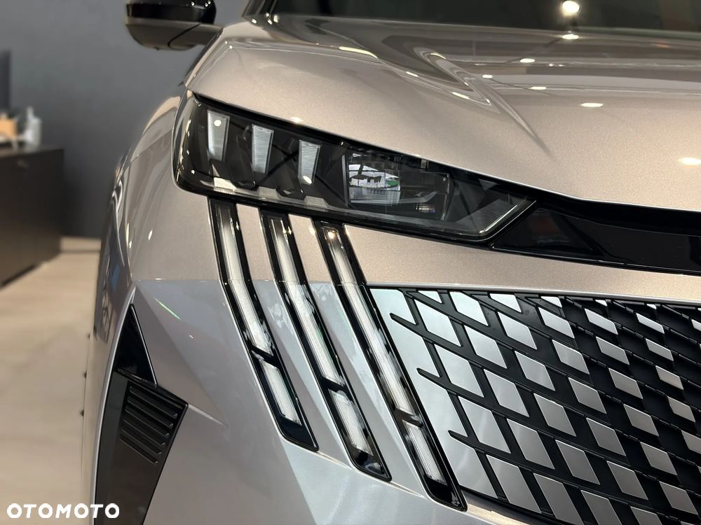 Peugeot 5008 1.2 PureTech mHEV GT Exclusive S&S e-DCS6 - 8