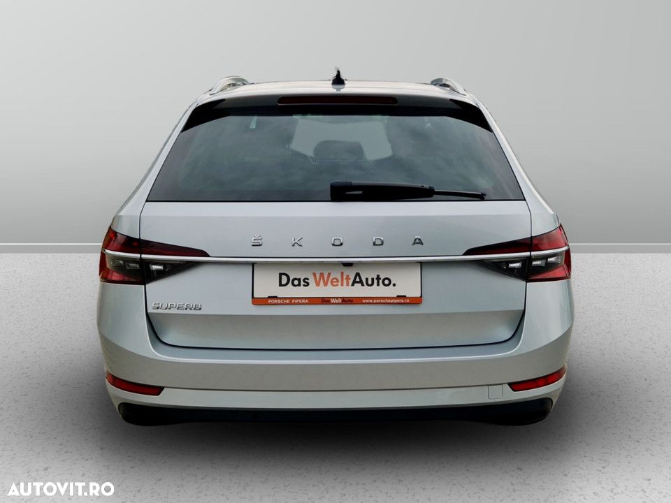 Skoda Superb Combi 2.0 TDI 4x4 DSG Premium Edition - 8