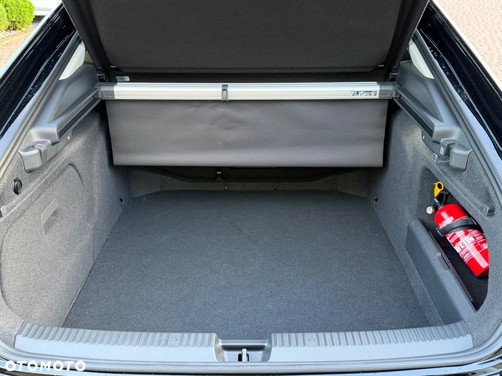 Skoda Superb 1.5 TSI mHEV Selection DSG - 23