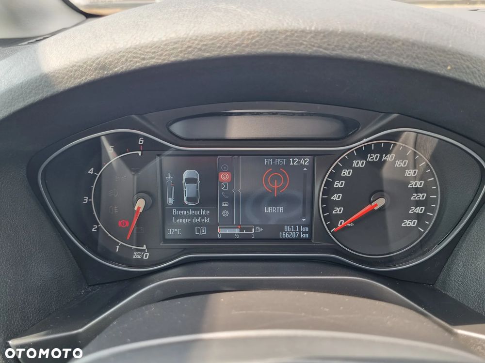 Ford S-Max 2.0 TDCi DPF Titanium - 31