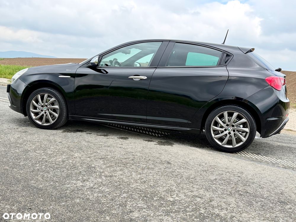 Alfa Romeo Giulietta 1.6 JTDM Veloce - 17