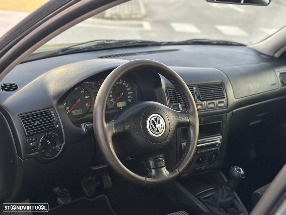 VW Golf 1.6i Confortline AC - 18