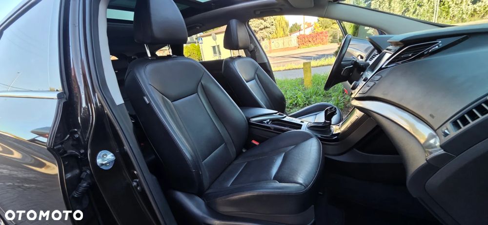 Hyundai i40 Kombi 1.7 CRDi DCT Premium - 36