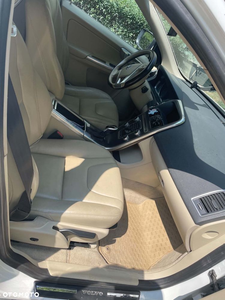 Volvo XC 60 - 13