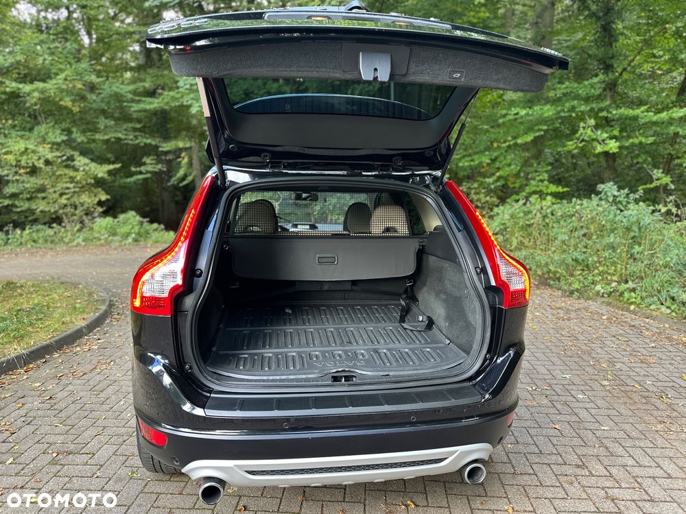 Volvo XC 60 2.4D AWD - 9