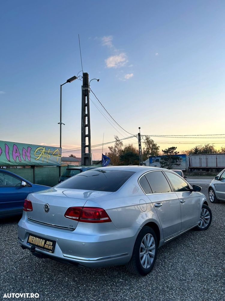 Volkswagen Passat 1.6 TDI BlueMotion Technology Trendline - 12