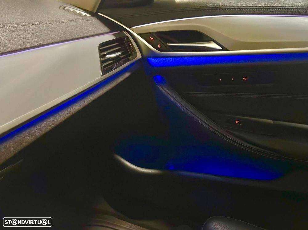 BMW 520 d Line Luxury Auto - 24