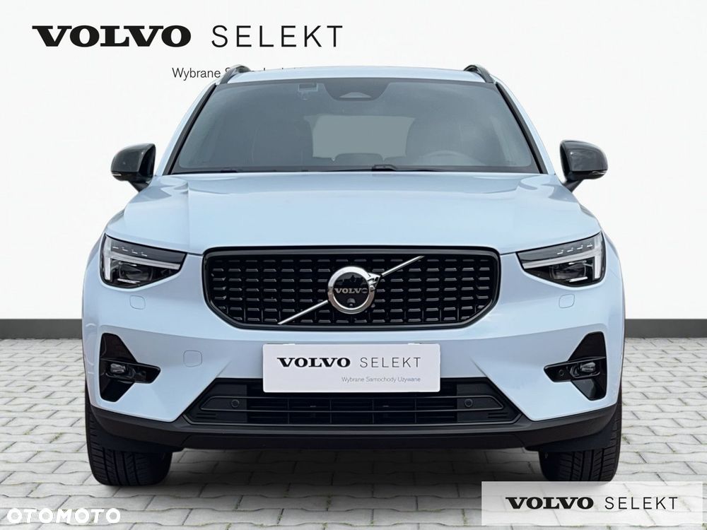 Volvo XC 40 - 3