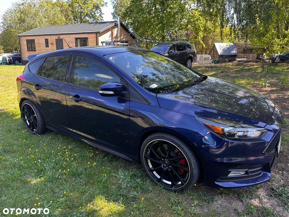 Ford Focus 2.0 EcoBoost ST-2 - 24