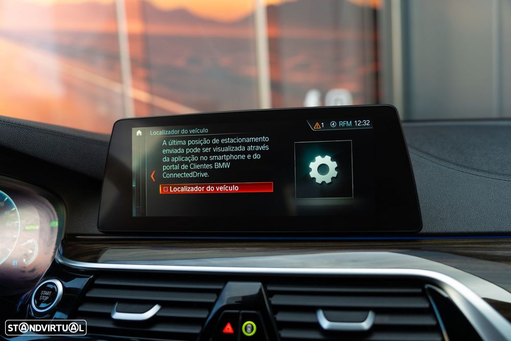 BMW 530 e iPerformance Line Luxury - 16