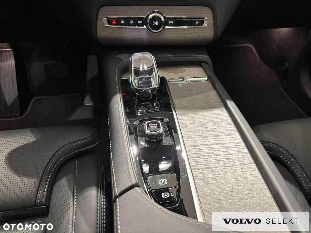 Volvo XC 90 - 15