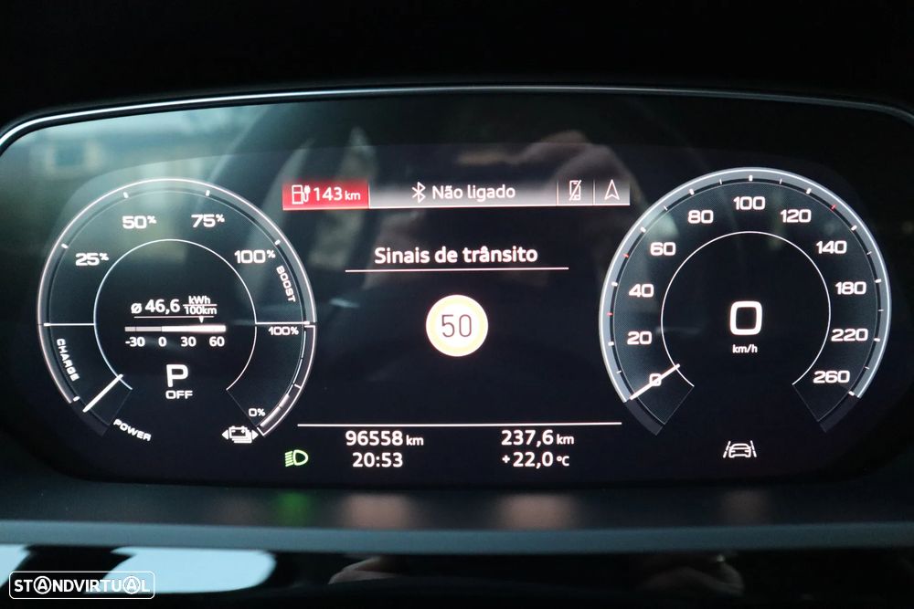 Audi e-tron 55 quattro - 42