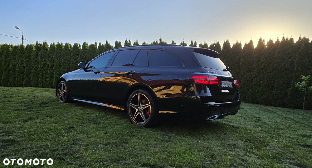 Mercedes-Benz Klasa E 220 d T 9G-TRONIC AMG Line - 10