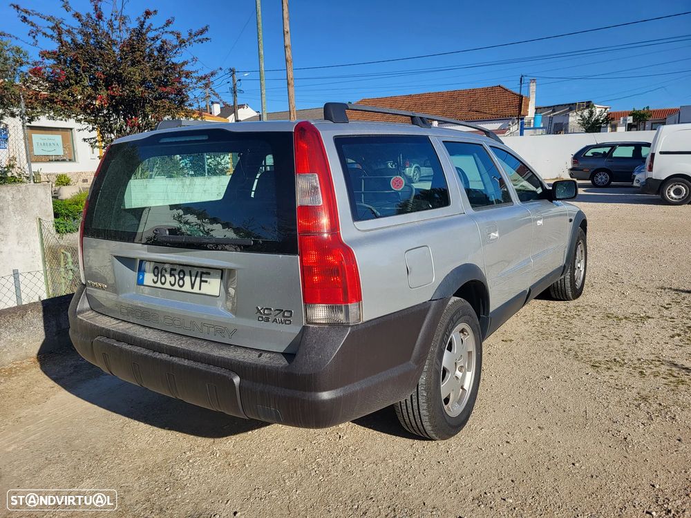 Volvo XC 70 D5 Nivel 2 Auto. - 3
