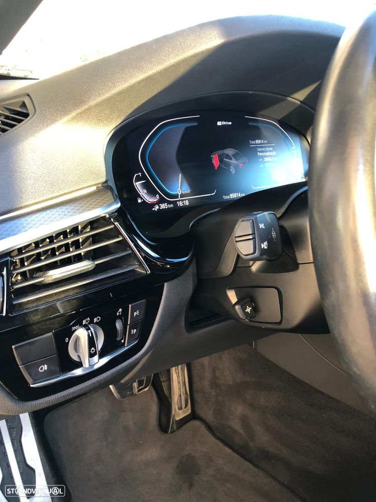 BMW 530 e Pack M - 6