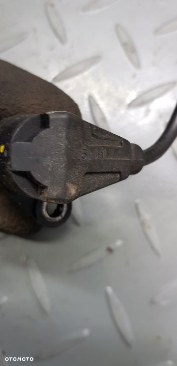 Chevrolet Captiva 2.4 Czujnik Położenia Wału - 2